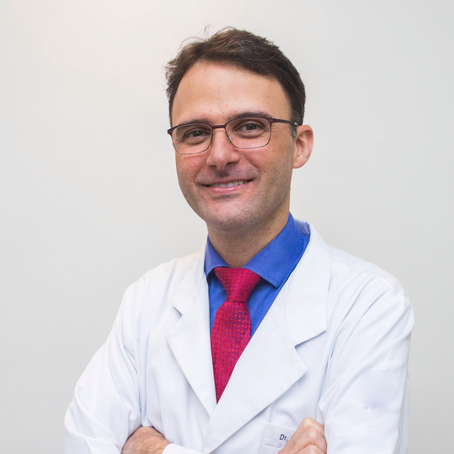 Dr. Marcelo Madeira